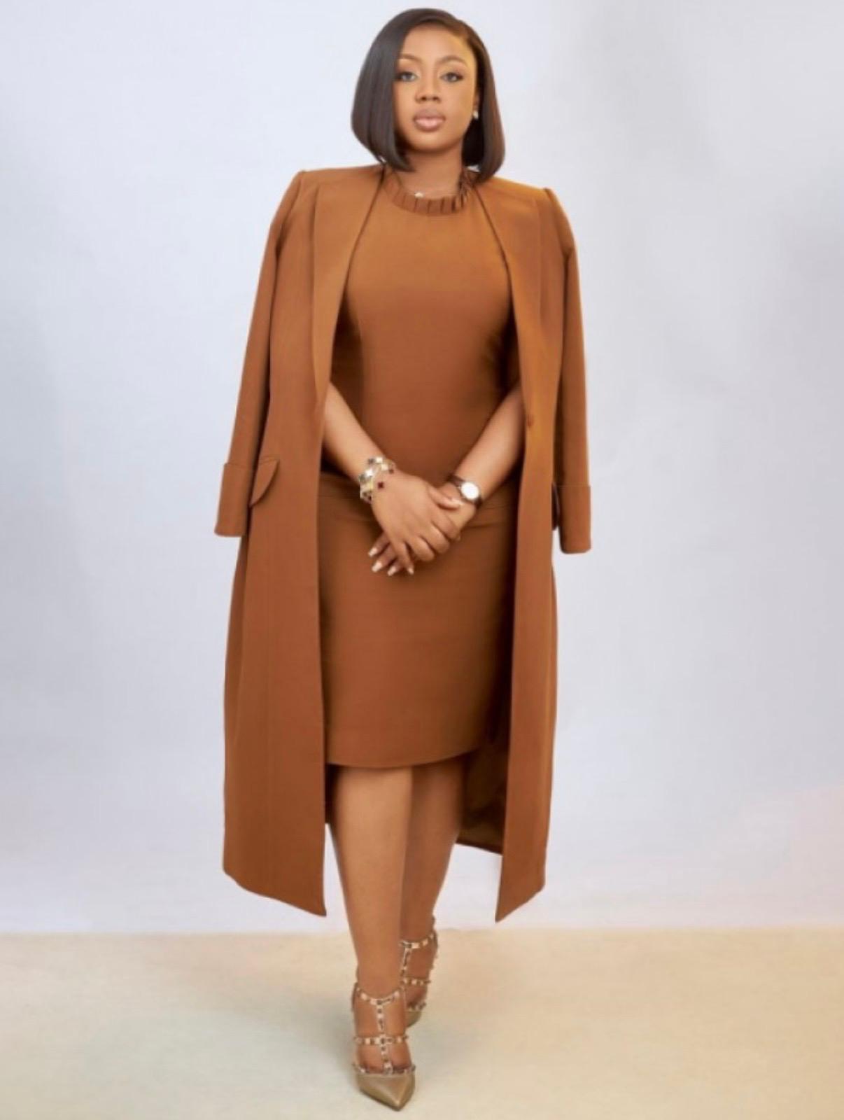 Elegante Executive Coat Dress